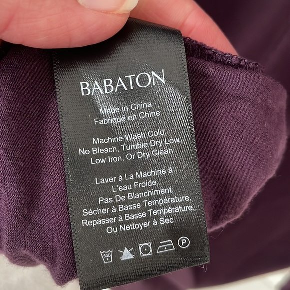 Aritzia babaton Keyhole back long sleeve shirt - Picture 3 of 3